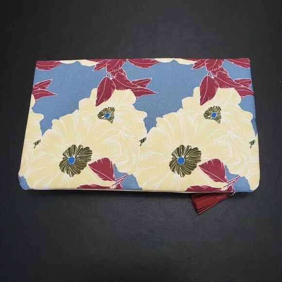 Rachael Pally fold over clutch - Picture 2 of 8